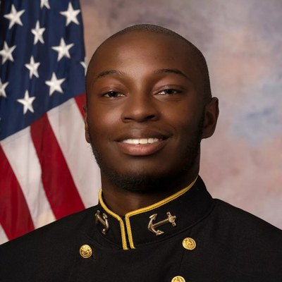 Julien King headshot